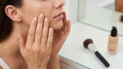 Foundation Application Insight: Why Using Fingers Can Look Better Than Brushes