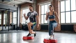 Old-School Step Aerobics Comeback: 30-Minute Routine That’s Addictive and Could Boost Brain Function