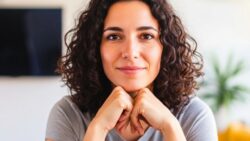 11 Things Highly Intelligent People Do at Home That Often Confuse Average Thinkers