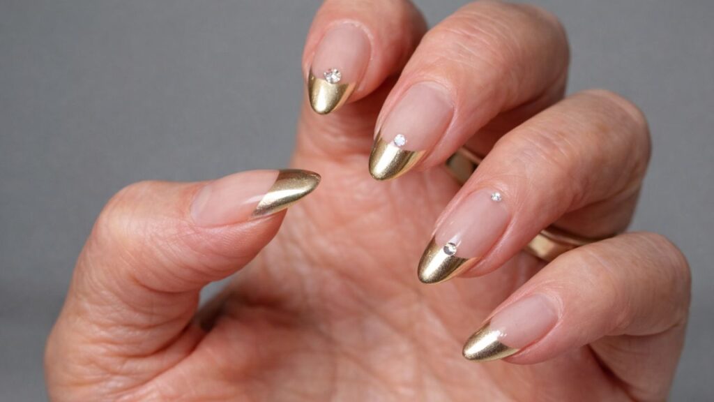 Metallic Nails Become Winter’s