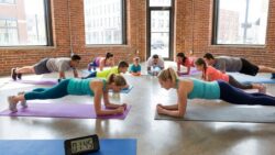 Plank Hold Duration Changes With Age and Most Workout Guides Get It Wrong